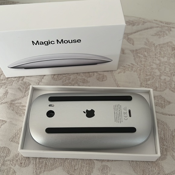 Apple Magic Mouse - Picture 4 of 4